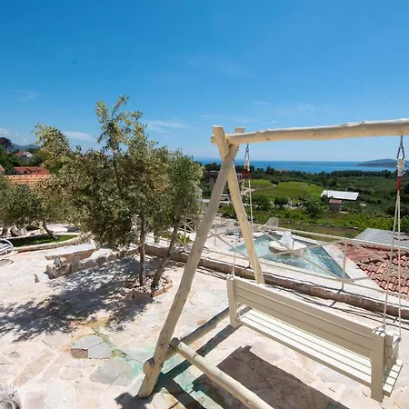 Tres Casas Holiday Villa