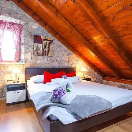 Tres Casas Holiday *