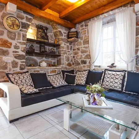 Tres Casas Holiday *