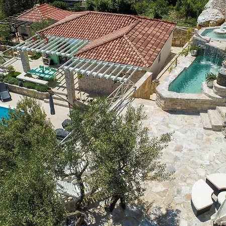 Tres Casas Holiday